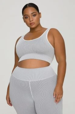 GOOD AMERICAN Active Essentials THE SEAMLESS RIBBED BRA | WHITE001