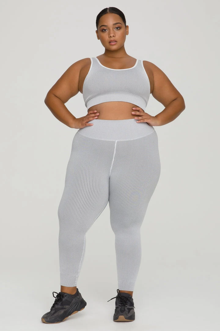 Brand new 💯 GOOD AMERICAN SEAMLESS CORE POWER LEGGING | WHITE001 ⭐ 6 GOOD AMERICAN SEAMLESS CORE POWER LEGGING | WHITE001
