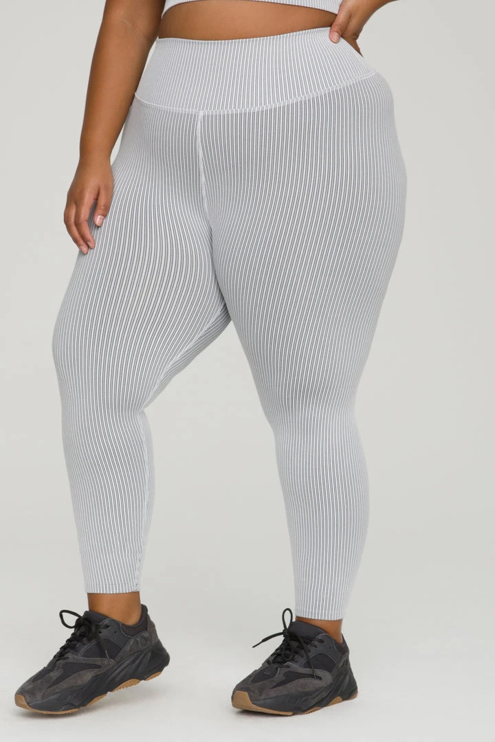 Brand new 💯 GOOD AMERICAN SEAMLESS CORE POWER LEGGING | WHITE001 ⭐ 9 GOOD AMERICAN SEAMLESS CORE POWER LEGGING | WHITE001