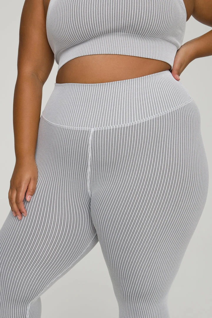 Brand new 💯 GOOD AMERICAN SEAMLESS CORE POWER LEGGING | WHITE001 ⭐ 7 GOOD AMERICAN SEAMLESS CORE POWER LEGGING | WHITE001