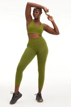 GA-FINAL Terry Essentials SEAMLESS RIB STRAPPY BRA | PESTO001