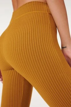 GA-FINAL SEAMLESS SLIM BOOTCUT | BRONZE BROWN001