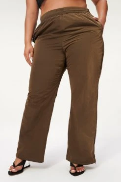GA-SALE SHINE TRACK PANT | MOCHA001