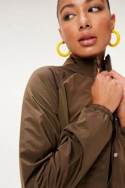 GA-SALE SHINE TRACK JACKET | MOCHA001