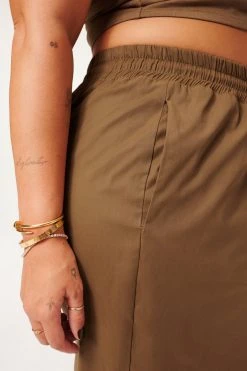 GA-SALE SUEDED TRACK WIDE LEG ZIP PANT | SEPIA001 Leggings & Pants