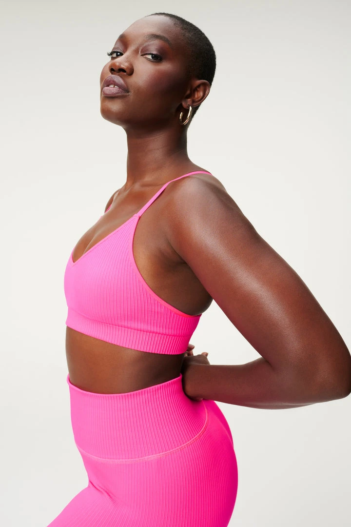 Cheap โค๏ธ GOOD AMERICAN SEAMLESS CHUNKY RIB BRA | HOT PINK002 ๐ 13 GOOD AMERICAN SEAMLESS CHUNKY RIB BRA | HOT PINK002