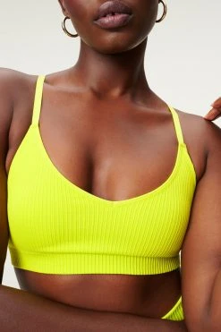 GOOD AMERICAN SEAMLESS CHUNKY RIB BRA | LEMON LIME001