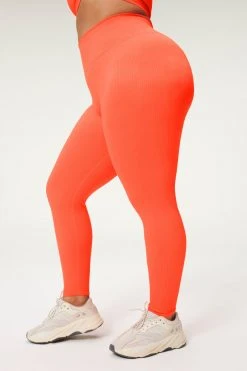 GOOD AMERICAN SEAMLESS CHUNKy RIB LEGGING | HOT CORAL001
