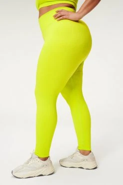 GOOD AMERICAN SEAMLESS CHUNKY RIB 7/8 LEGGING | LEMON LIME001 Leggings & Pants