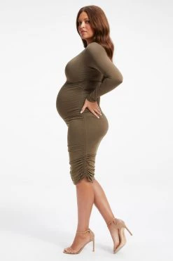 GOOD AMERICAN MATERNITY RUCHED MIDI DRESS | FOG001 Dresses