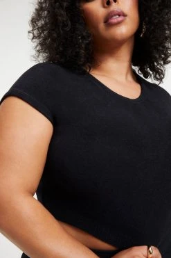 GOOD AMERICAN Tees & Tops TERRY CROP TEE | BLACK001