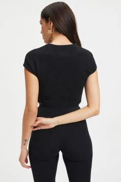 GOOD AMERICAN Tees & Tops TERRY CROP TEE | BLACK001