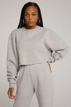 GOOD AMERICAN CROPPED & COOL SWEATSHIRT | HEATHER GREY001