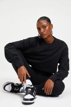 GOOD AMERICAN CROPPED & COOL SWEATSHIRT | BLACK001