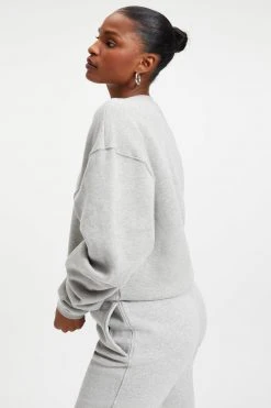 Outlet 😍 GOOD AMERICAN BOYFRIEND SWEATSHIRT | HEATHER GREY001 ⌛ 15 GOOD AMERICAN BOYFRIEND SWEATSHIRT | HEATHER GREY001