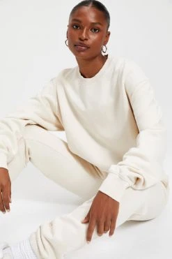 GOOD AMERICAN BOYFRIEND SWEATSHIRT | BONE001