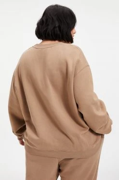 GOOD AMERICAN BOYFRIEND SWEATSHIRT | PUTTY001