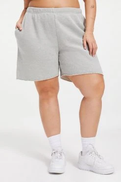 GOOD AMERICAN BOYFRIEND SWEATSHORT | HEATHER GREY001