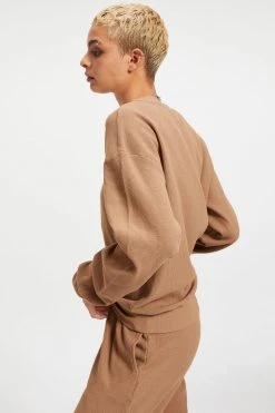 GOOD AMERICAN THERMAL BOYFRIEND SWEATSHIRT | PUTTY001