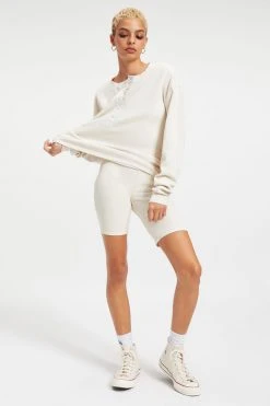 GOOD AMERICAN THERMAL BIKE SHORT | BONE001