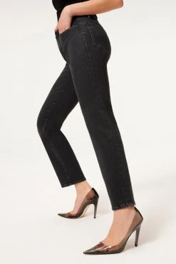 GOOD AMERICAN GOOD STRAIGHT | BLACK184