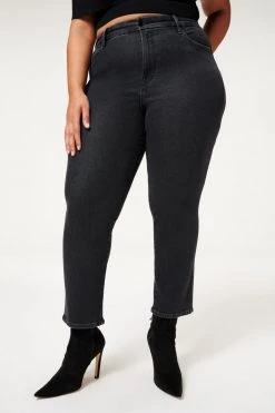 GOOD AMERICAN GOOD STRAIGHT | BLACK184