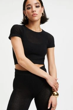 GOOD AMERICAN SWEATER MESH CROP TEE | BLACK001