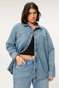 GOOD AMERICAN SPLIT BACK SHIRT | BLUE820 Good '90s