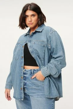 GOOD AMERICAN SPLIT BACK SHIRT | BLUE820 Good '90s