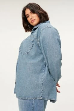 GOOD AMERICAN SPLIT BACK SHIRT | BLUE820 Good '90s