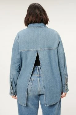 GOOD AMERICAN SPLIT BACK SHIRT | BLUE820 Good '90s
