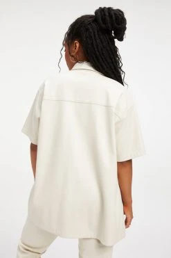 GOOD AMERICAN Tops BETTER THAN LEATHER SHORT SLEEVE SHIRT | BONE001