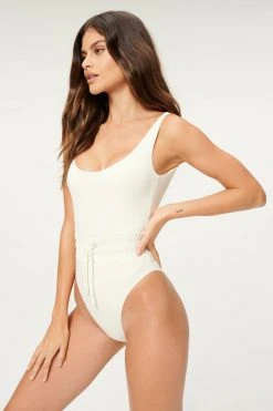 GOOD AMERICAN WAIST FRAMER ONE-PIECE | IVORY001