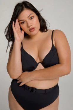 GOOD AMERICAN Bikini Tops SHOWOFF CURVE TOP | BLACK001