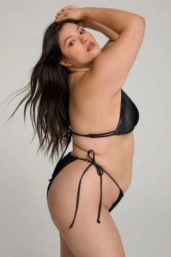 GOOD AMERICAN METALLIC HI-HI TANGA TOP | BLACK001 Bikini Tops