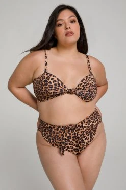 Wholesale ๐งจ GA-SALE Bikini Tops SEXY TWIST BANDEAU | LEOPARD004 ๐ฅ 32 GA-SALE Bikini Tops SEXY TWIST BANDEAU | LEOPARD004