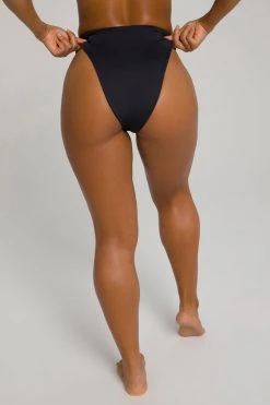 Discount 🎉 GOOD AMERICAN MATTE GOOD WAIST CHEEKY | BLACK001 🌟 29 GOOD AMERICAN MATTE GOOD WAIST CHEEKY | BLACK001
