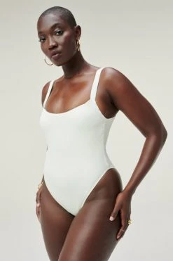 GOOD AMERICAN RIB SPORT HIGH CUT ONE PIECE | IVORY001 One-Pieces