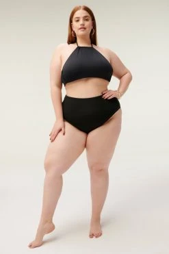 GOOD AMERICAN MATTE GOOD BOY SHORT | BLACK001