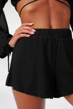 GOOD AMERICAN DRAPEY SHORT | BLACK001
