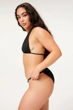GOOD AMERICAN Bikini Tops SATIN RUCHED HALTER TOP | BLACK001