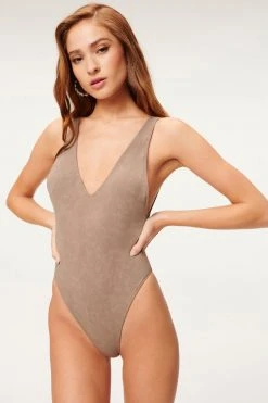 GA-SALE SUEDED LAYOUT ONE-PIECE | LOVELY GREY 002