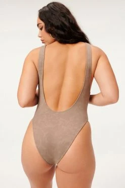 GA-SALE SUEDED LAYOUT ONE-PIECE | LOVELY GREY 002
