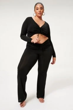GOOD AMERICAN SHINE RUCHED CROP TOP | BLACK001