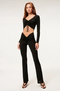 GOOD AMERICAN SHINE RUCHED FLARE | BLACK001 Cover Ups