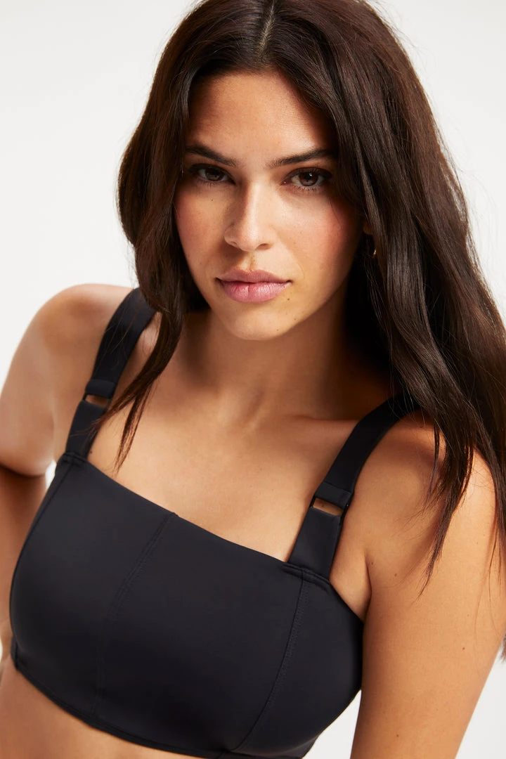 Brand new 🤩 GOOD AMERICAN Red Hot Swim CONTOUR TOP | BLACK001 💯 9 GOOD AMERICAN Red Hot Swim CONTOUR TOP | BLACK001