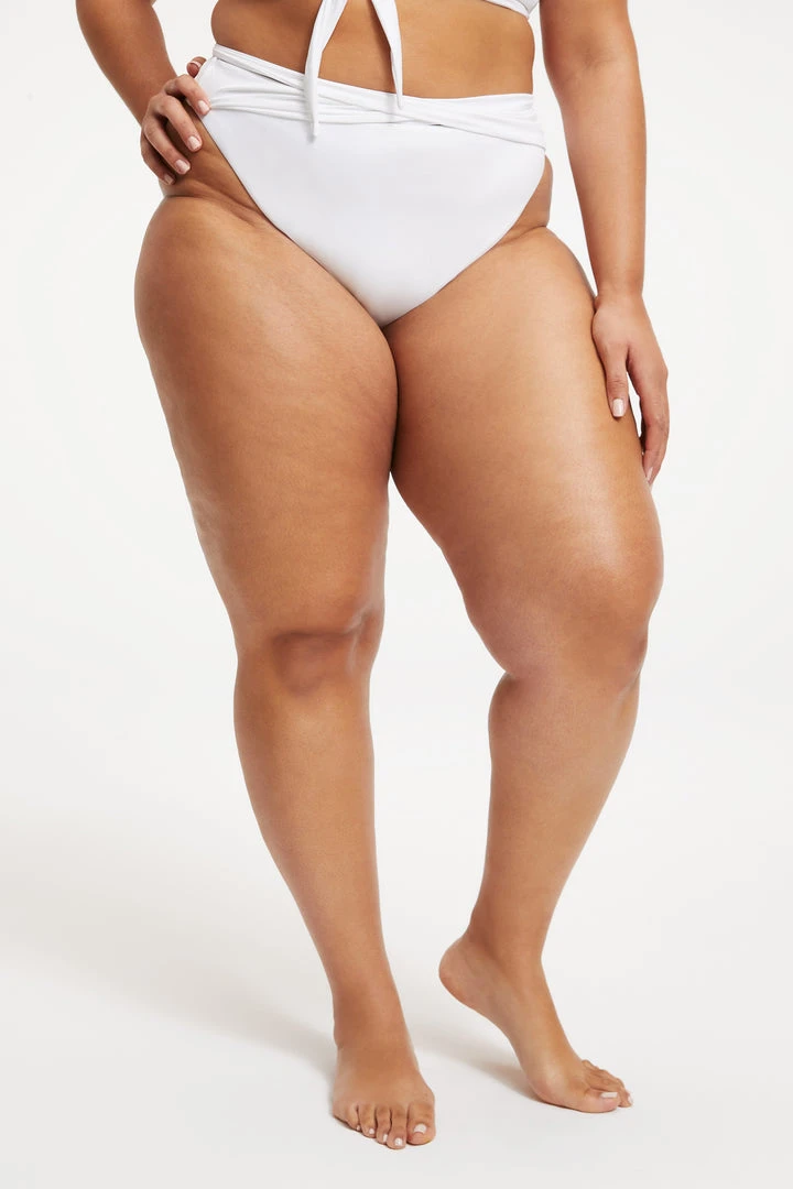 Brand new 🤩 GOOD AMERICAN 100 WAYS TO WEAR BOTTOM | WHITE001 🥰 Bikini Bottoms ⌛ 2 GOOD AMERICAN 100 WAYS TO WEAR BOTTOM | WHITE001 Bikini Bottoms