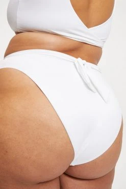 Brand new 🤩 GOOD AMERICAN 100 WAYS TO WEAR BOTTOM | WHITE001 🥰 Bikini Bottoms ⌛ 15 GOOD AMERICAN 100 WAYS TO WEAR BOTTOM | WHITE001 Bikini Bottoms