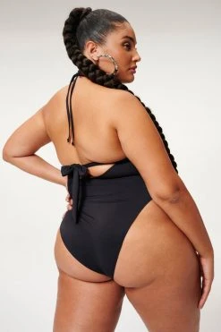 GOOD AMERICAN HALTER ONE-PIECE SWIMSUIT | BLACK001 One-Pieces
