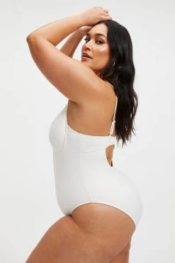 GOOD AMERICAN GOOD COMPRESSION SHOWOFF ONE-PIECE | IVORY001 One-Pieces